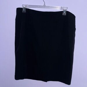 Worthington Skirt⌚️